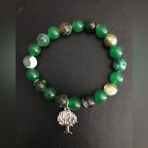 Agate & Jade silver tree of life charm strechy bracelet.